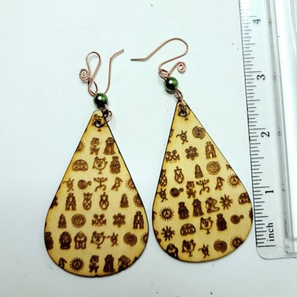 Custom Wood Taino Drawing Patterns Statement Trendy Earrings NWOT handmade - Picture 5 of 6